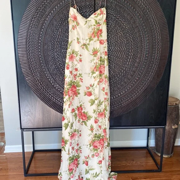 Gorgeous floral Reformation Melita dress - Picture 4 of 9